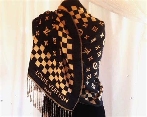 louis vuitton shawls wraps|louis vuitton pashmina scarf.